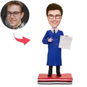 cool-graduation-man-bobblehead