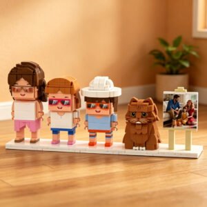 ALT Text: Personalized building block family photo display featuring custom mini figures, a pet cat figure, and a small photo frame decoration for a unique family keepsake gift.
