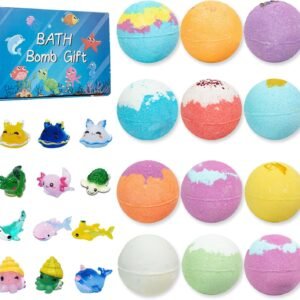Colorful bath bomb gift set featuring assorted round fizzy bath bombs in pastel shades and cute ocean-themed bath toys. A fun self-care bath gift box with sea animal accessories for relaxation, spa time, birthdays, and special occasions.